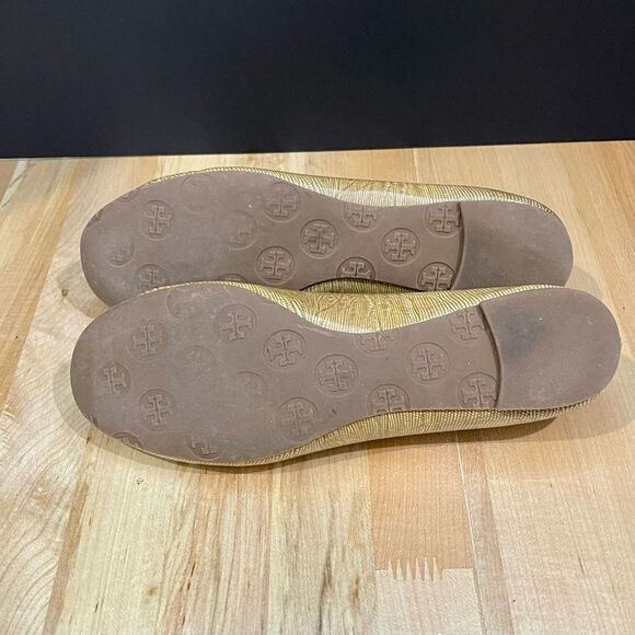 Tory Burch Reva Ballet Flat | Taupe - Picture 6 of 8